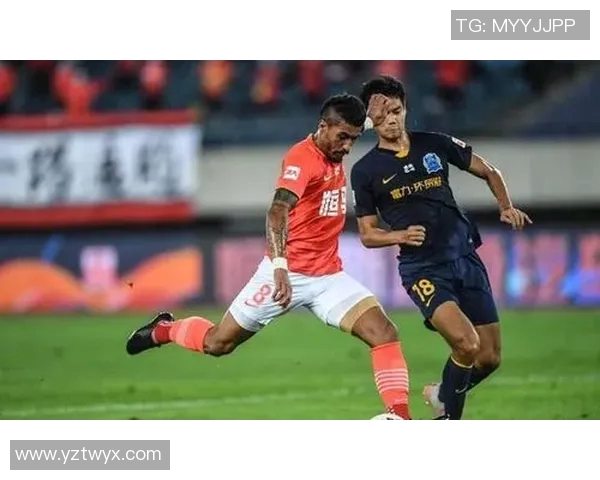 广州恒大与深圳海报对决精彩纷呈引发球迷热议与期待